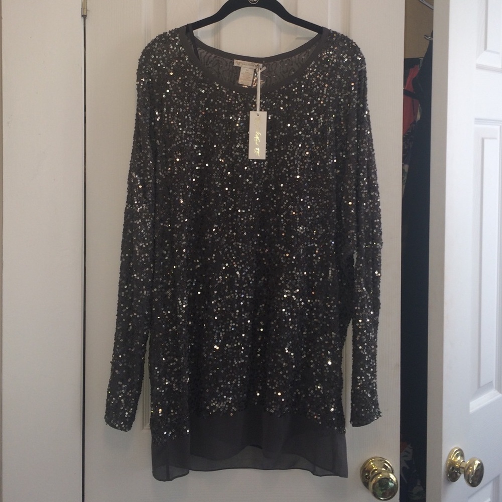 NWT Gold Hawk sequin silver tunic/dress